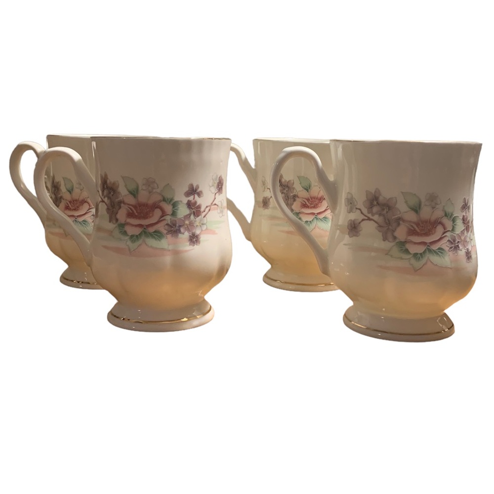 Crown Ceramics LTD, Fine Bone China, Set Of 4 Floral Mugs, Made In India
